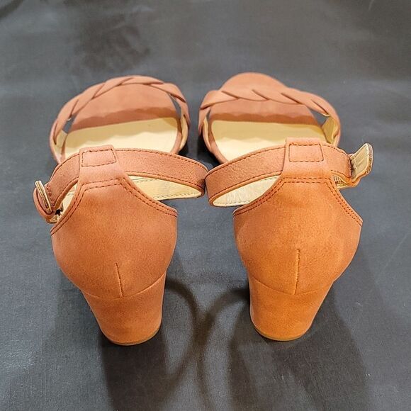 BRAND NEW WHITE MOUNTAIN OPEN TOE WOMEN"S SANDAL - Picture 12 of 14